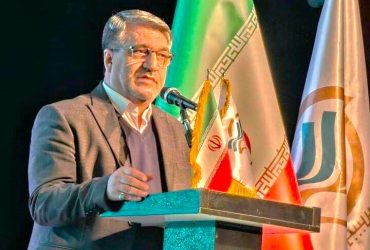 ایثار؛ روایت تعالی انسان در آیینه تئاتر خیابانی